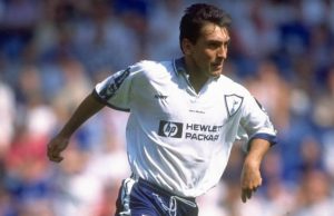 Spectaculoasa carieră a lui Ilie Dumitrescu la Londra: favorit al tribunelor, BMW la scară și aventuri „interzise”